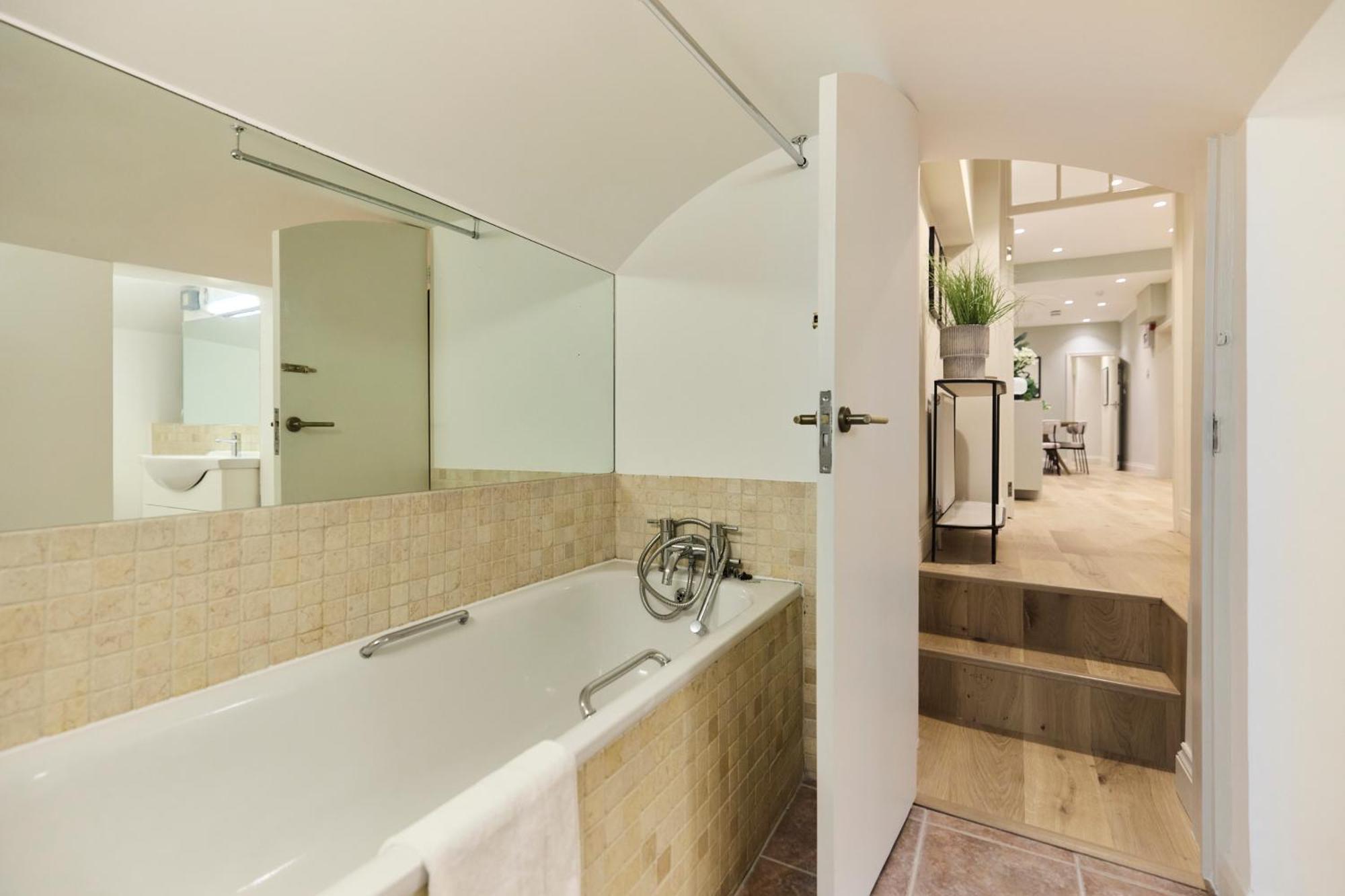Kensington Gardens Apartment Лондон Екстериор снимка